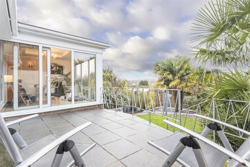 St. Helens Crescent, Hove, 4 bedroom, House Detached
