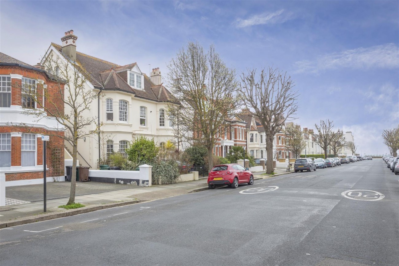 Sackville Gardens, Hove, 2 bedroom, Apartment