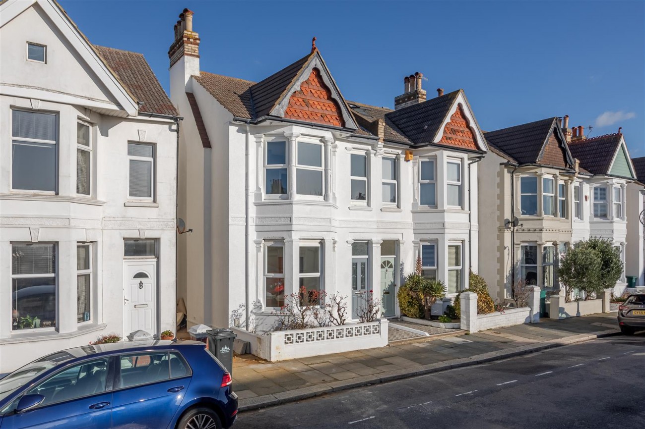 Images for Marine Avenue, Hove EAID:lextonsapi BID:1