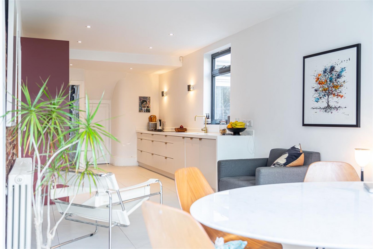 Images for Westbourne Gardens, Hove EAID:lextonsapi BID:1