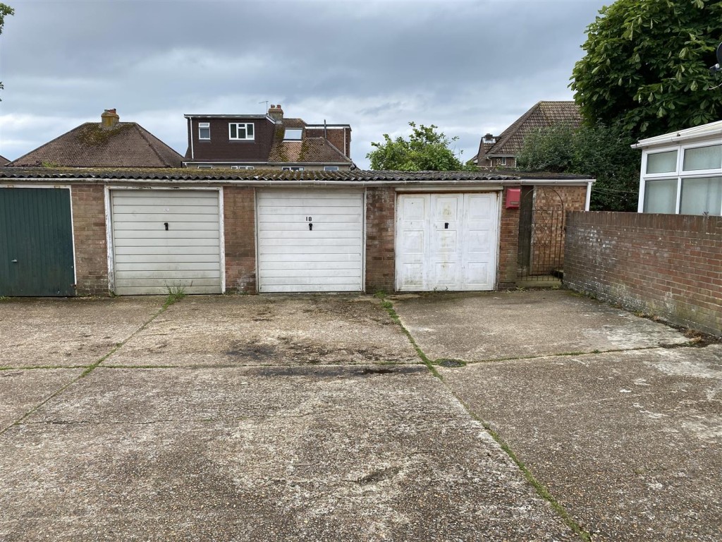 Mill Close, Portslade, Brighton, Garage