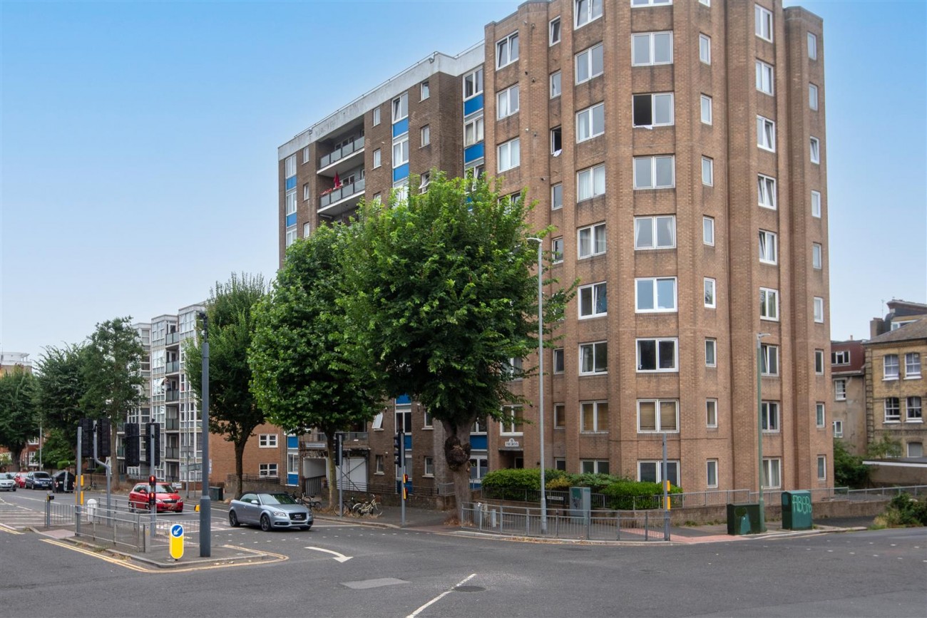 Images for Marlborough Court, The Drive, Hove EAID:lextonsapi BID:4