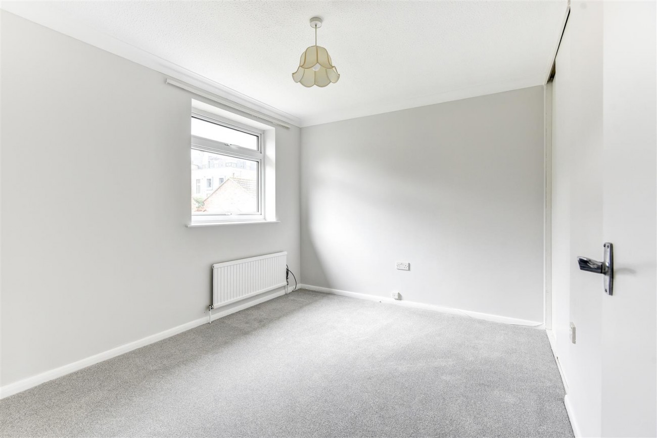 Images for Syresham Gardens, Haywards Heath EAID:lextonsapi BID:2