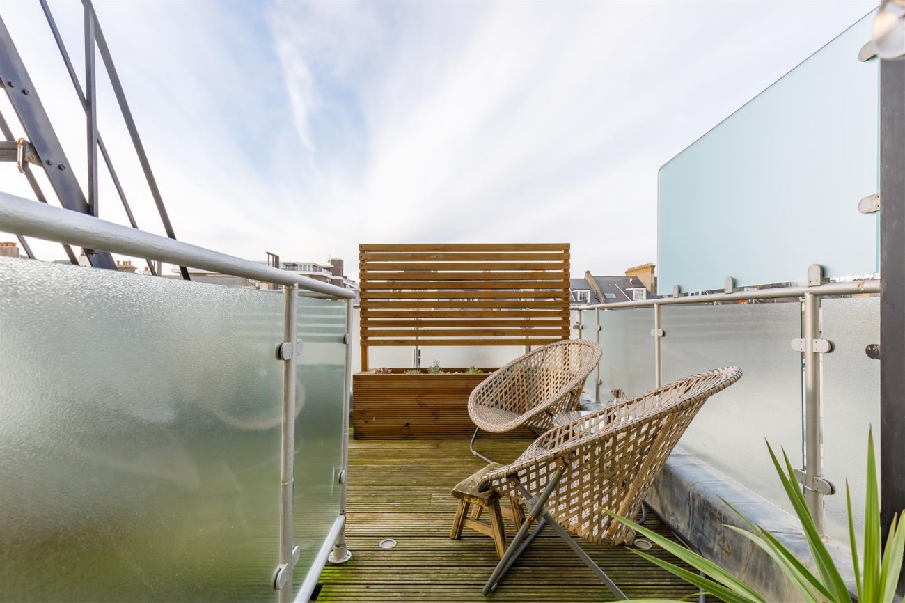 Images for Adelaide Crescent, Hove EAID:lextonsapi BID:1