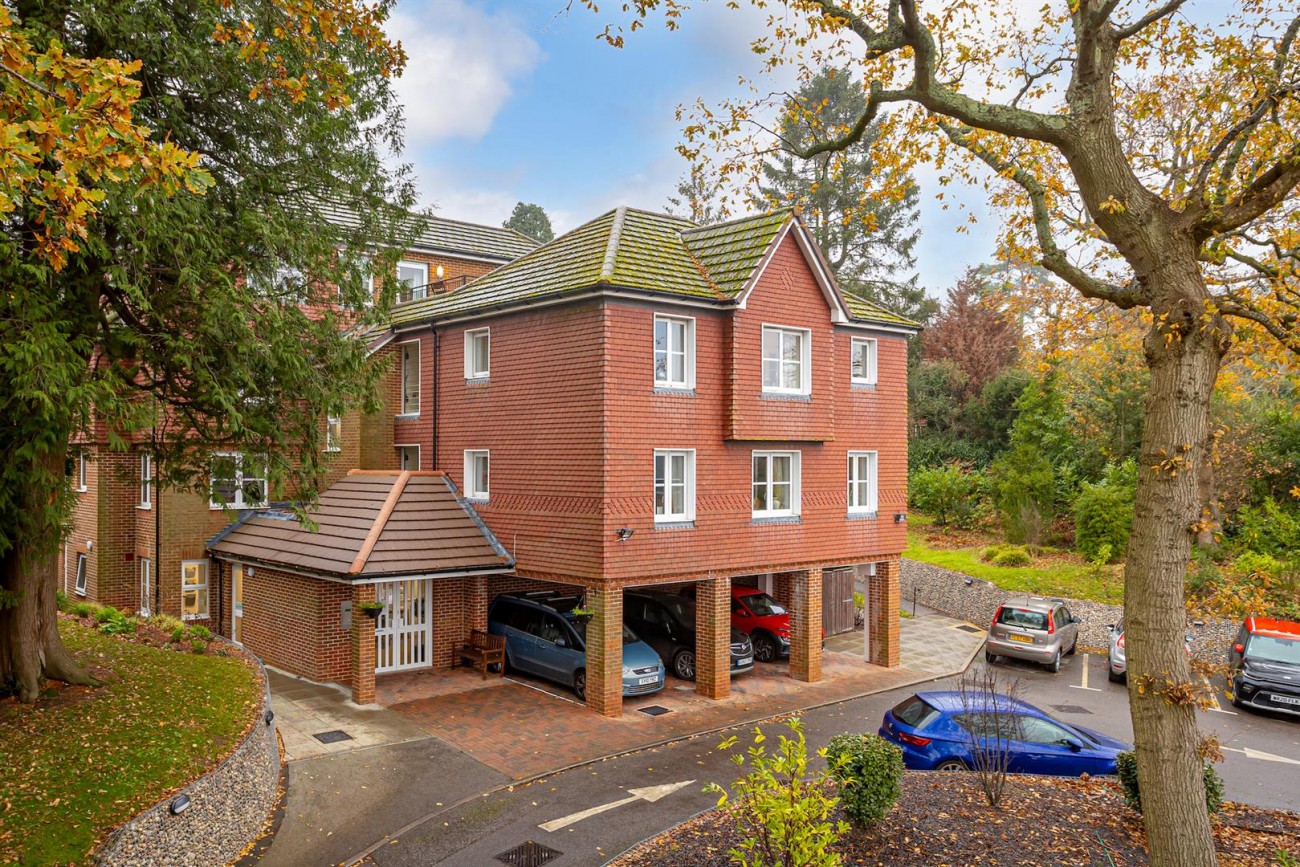 Images for High Street, Heathfield EAID:lextonsapi BID:4