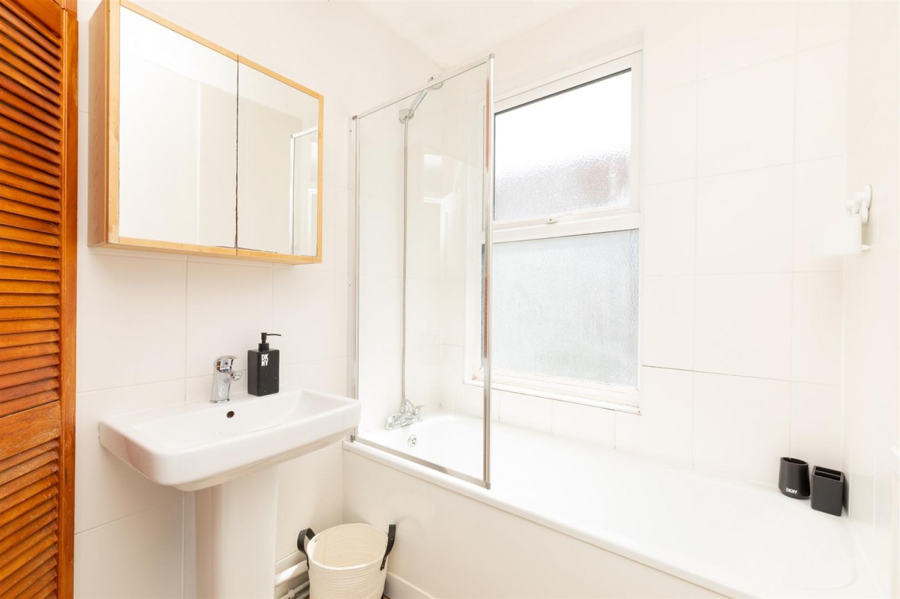Images for Westbourne Gardens, Hove EAID:lextonsapi BID:1
