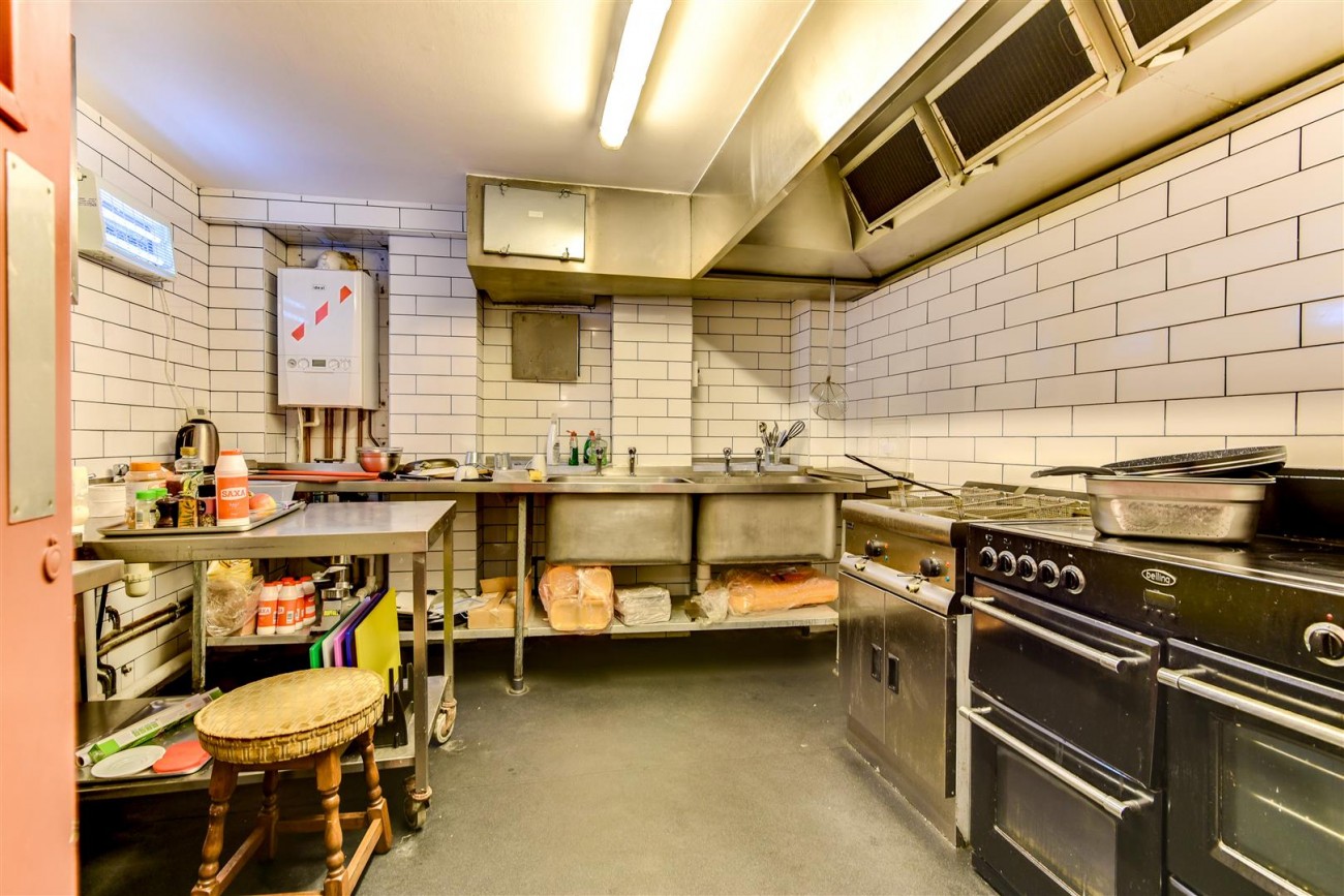 Images for Queens Road, Brighton EAID:lextonsapi BID:4