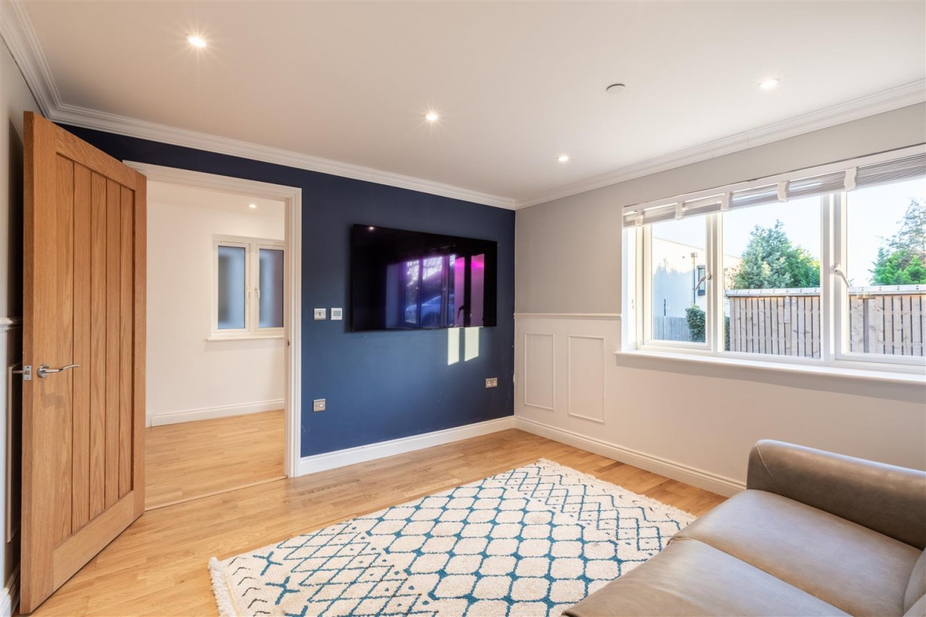 Images for Rowan Close, Portslade EAID:lextonsapi BID:1