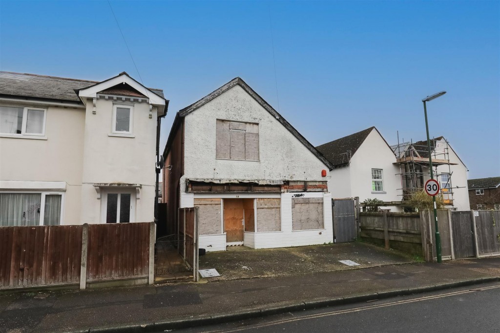 Adelaide Road, Chichester, 3 bedroom, House