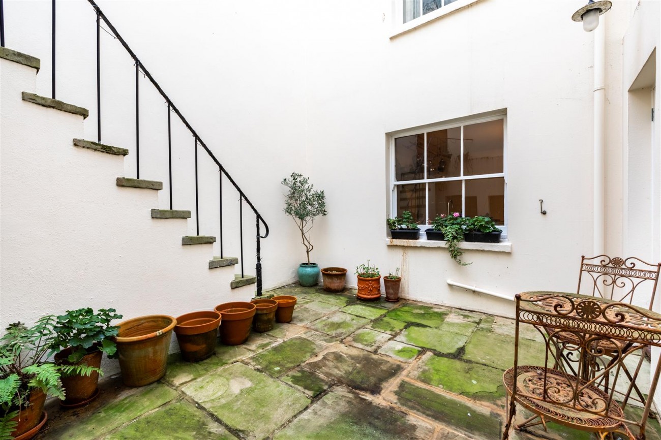 Images for Lansdowne Square, Hove EAID:lextonsapi BID:2