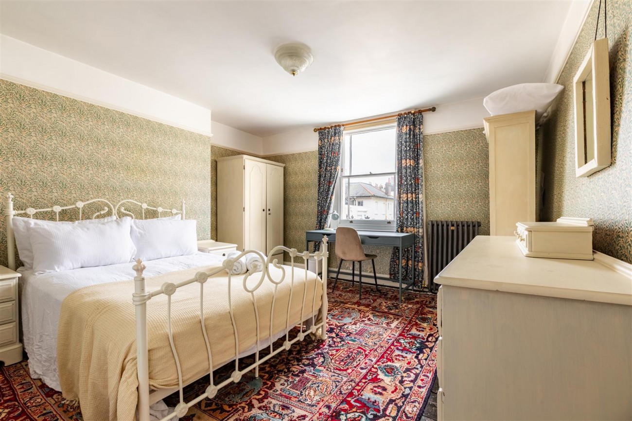 Images for Lansdowne Square, Hove EAID:lextonsapi BID:2