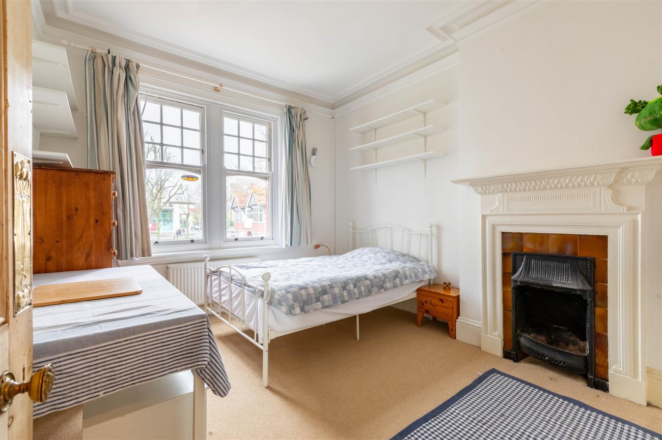 Images for Vallance Road, Hove EAID:lextonsapi BID:2