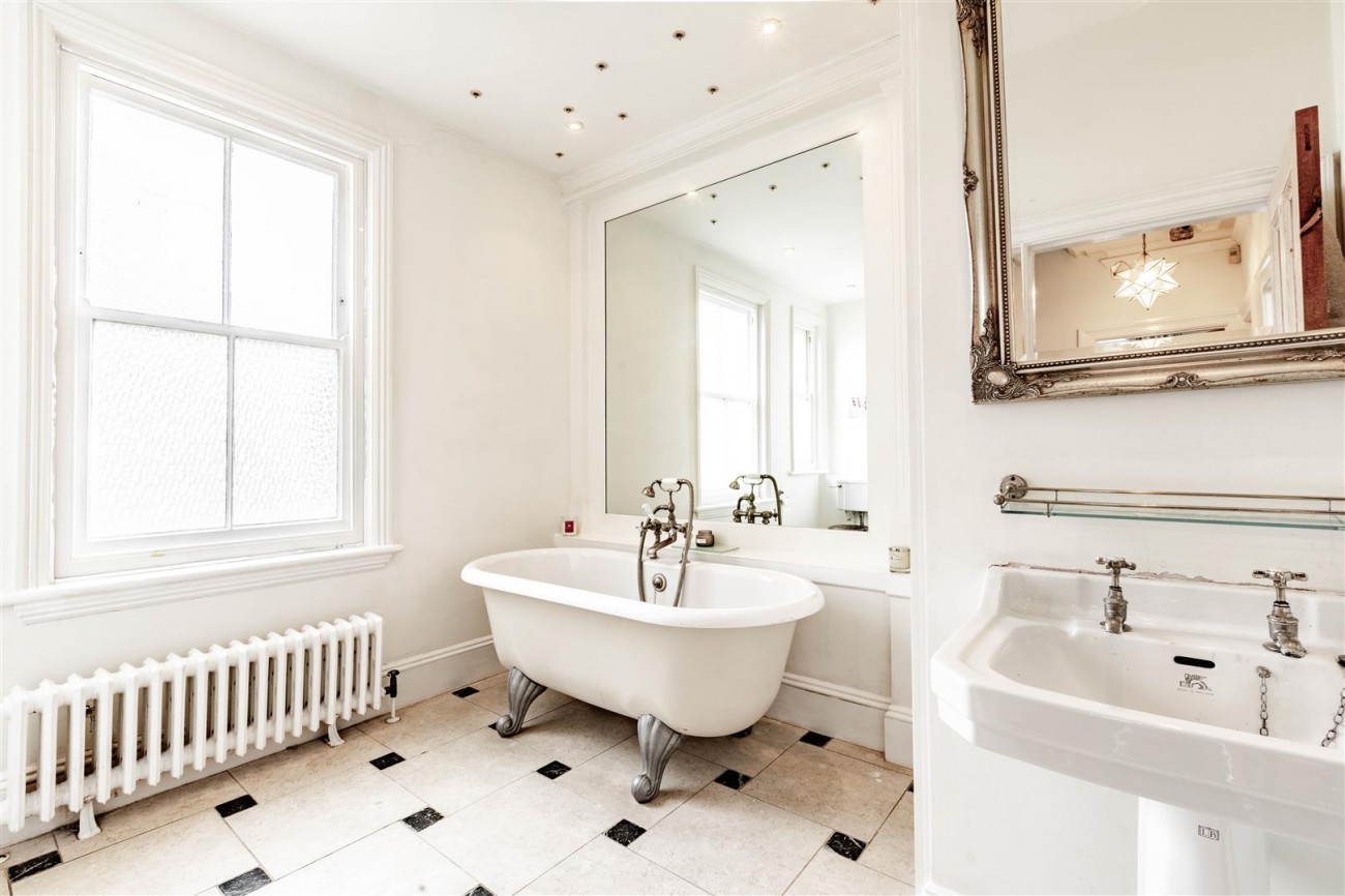 Images for Vallance Road, Hove EAID:lextonsapi BID:2