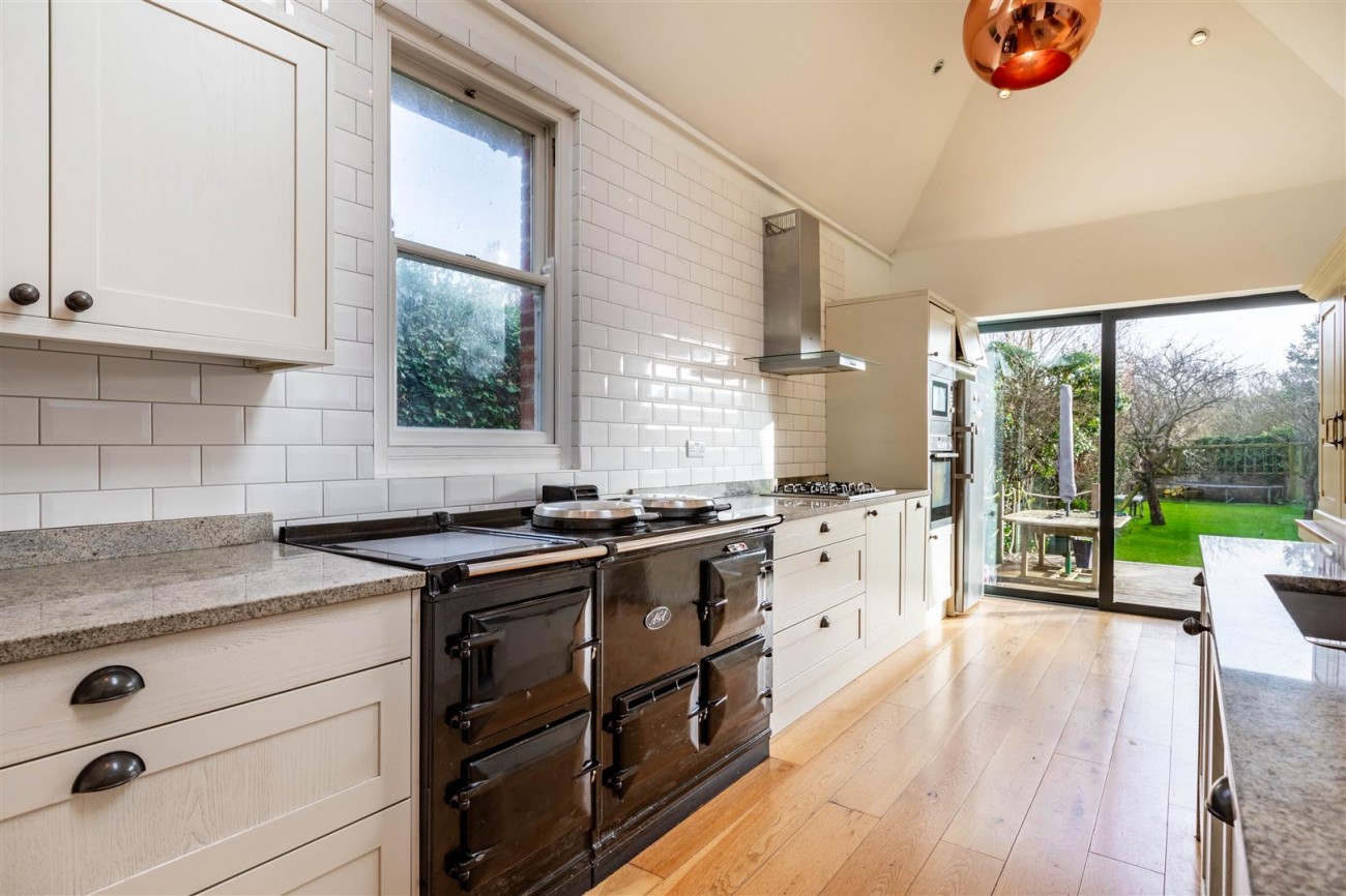Images for Vallance Road, Hove EAID:lextonsapi BID:2