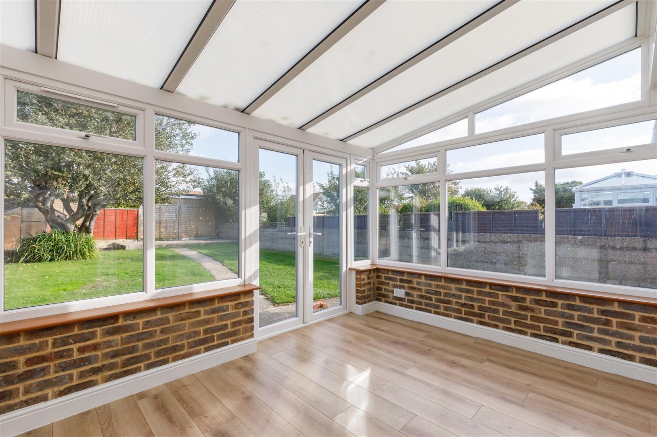 Images for Park Way, Southwick EAID:lextonsapi BID:1