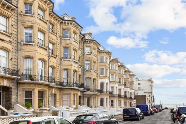 First Avenue, Hove
