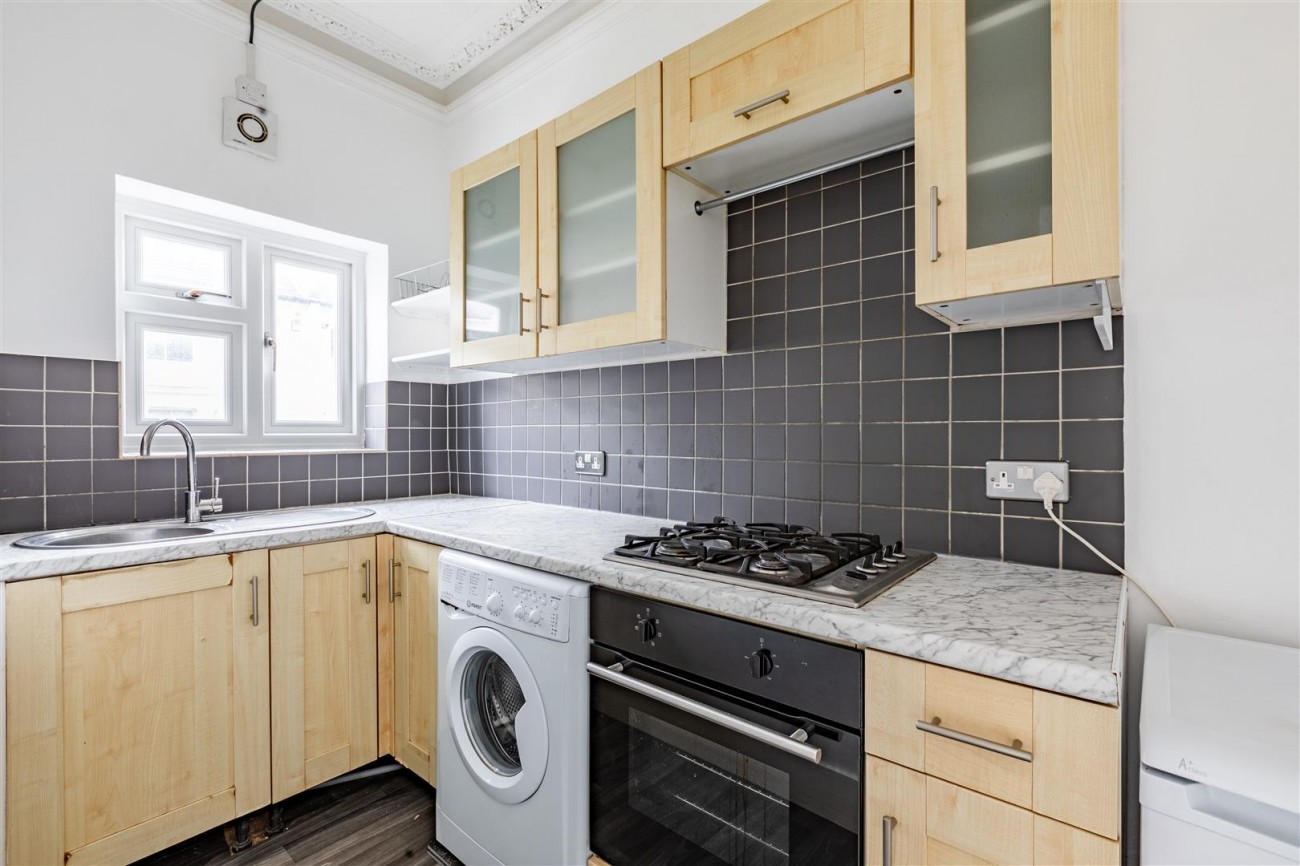 Images for Lansdowne Street, Hove EAID:lextonsapi BID:2