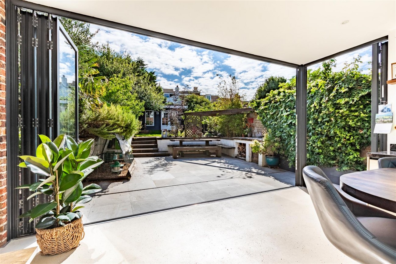 Images for East Drive, Brighton EAID:lextonsapi BID:1