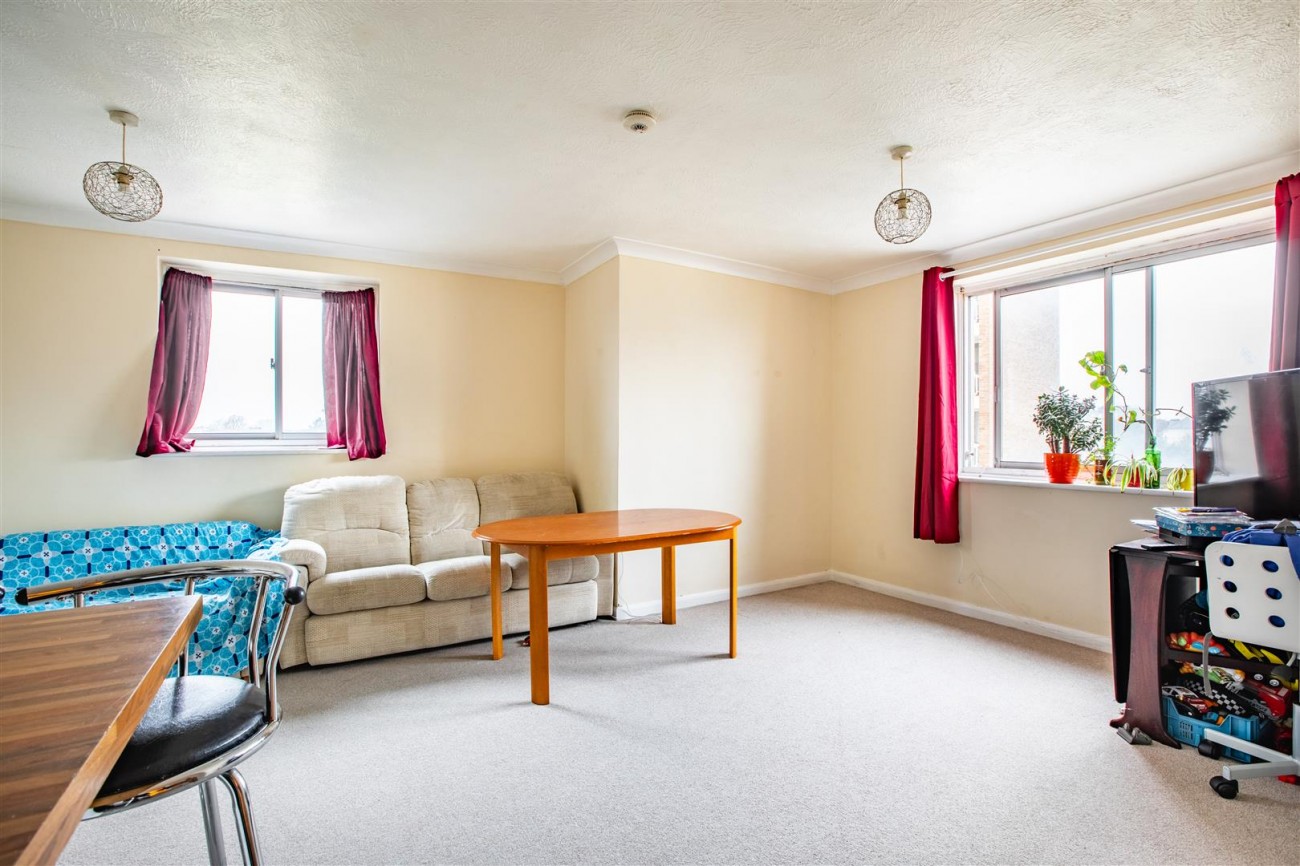 Images for Brighton Road, Worthing EAID:lextonsapi BID:4