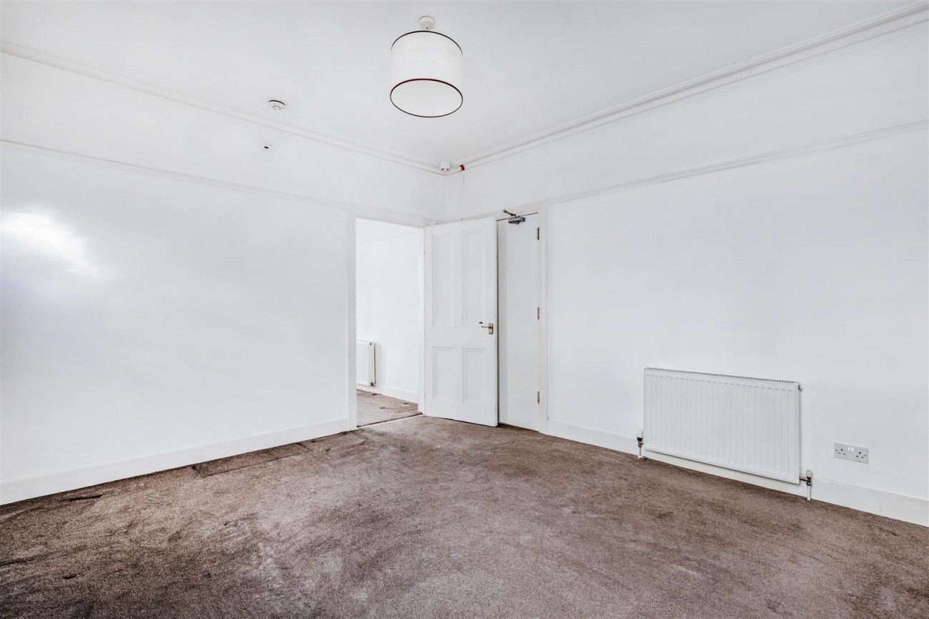 Images for Warwick Road, Worthing EAID:lextonsapi BID:4