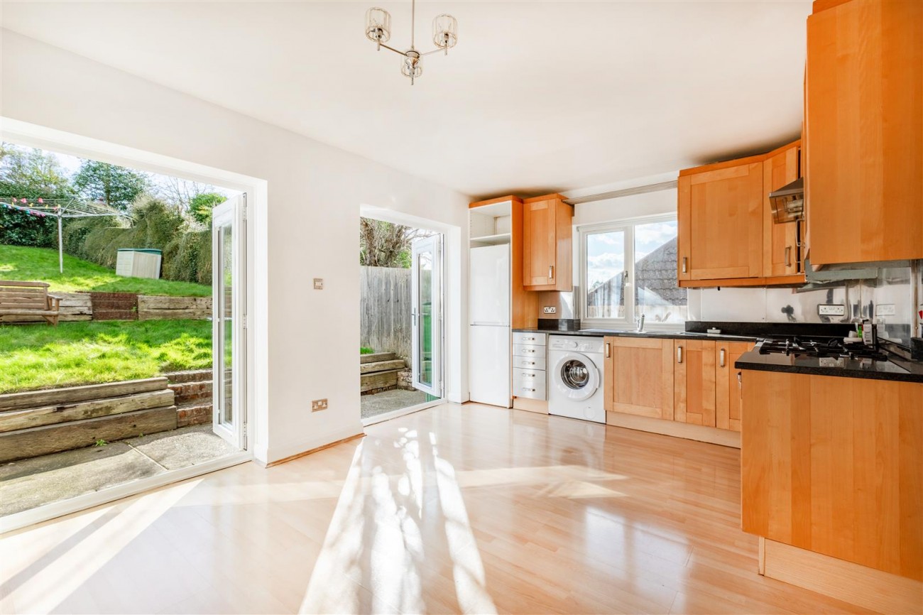 Images for Westfield Crescent, Brighton EAID:lextonsapi BID:2