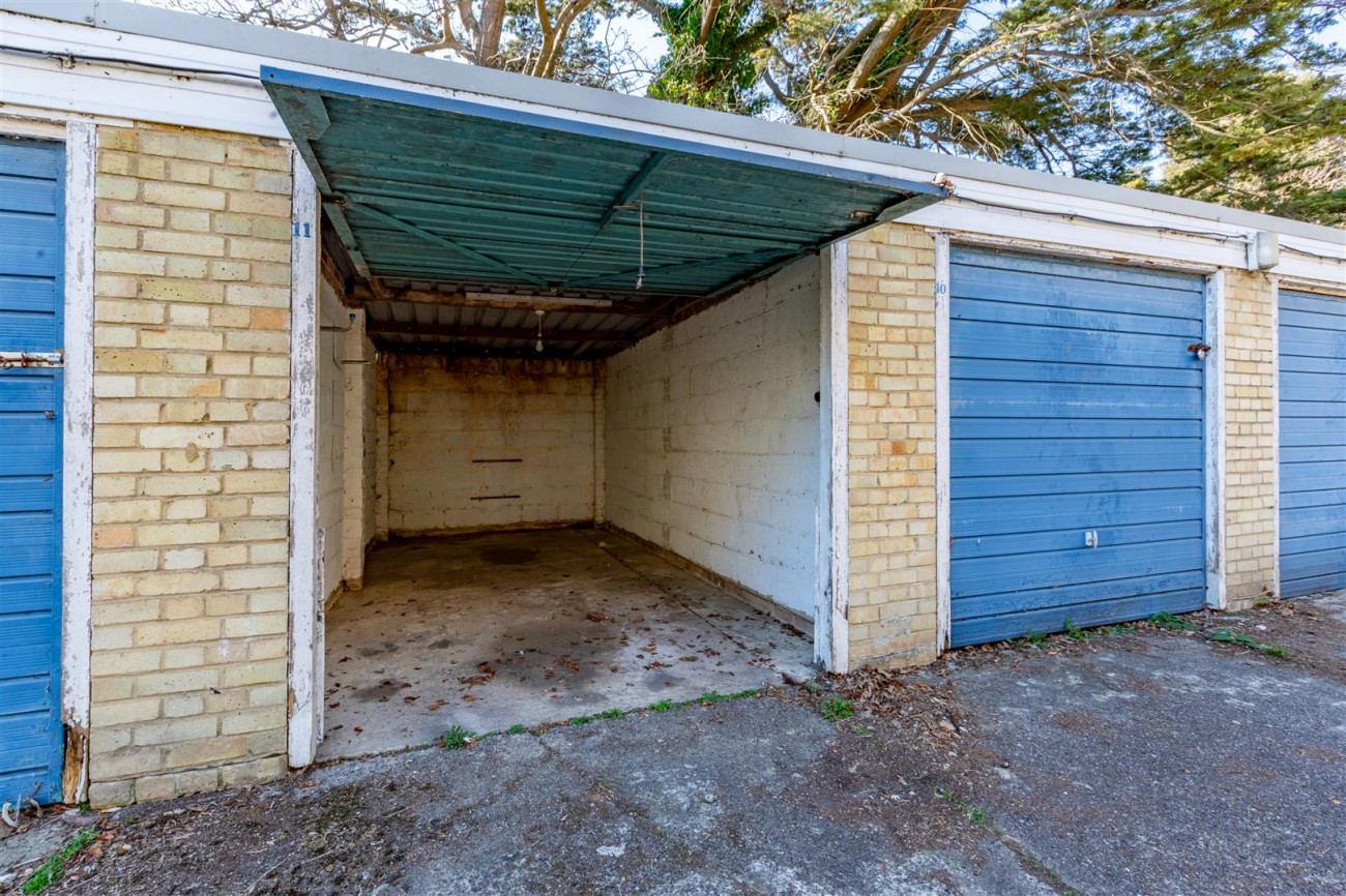 Images for Wilbury Road, Hove EAID:lextonsapi BID:4