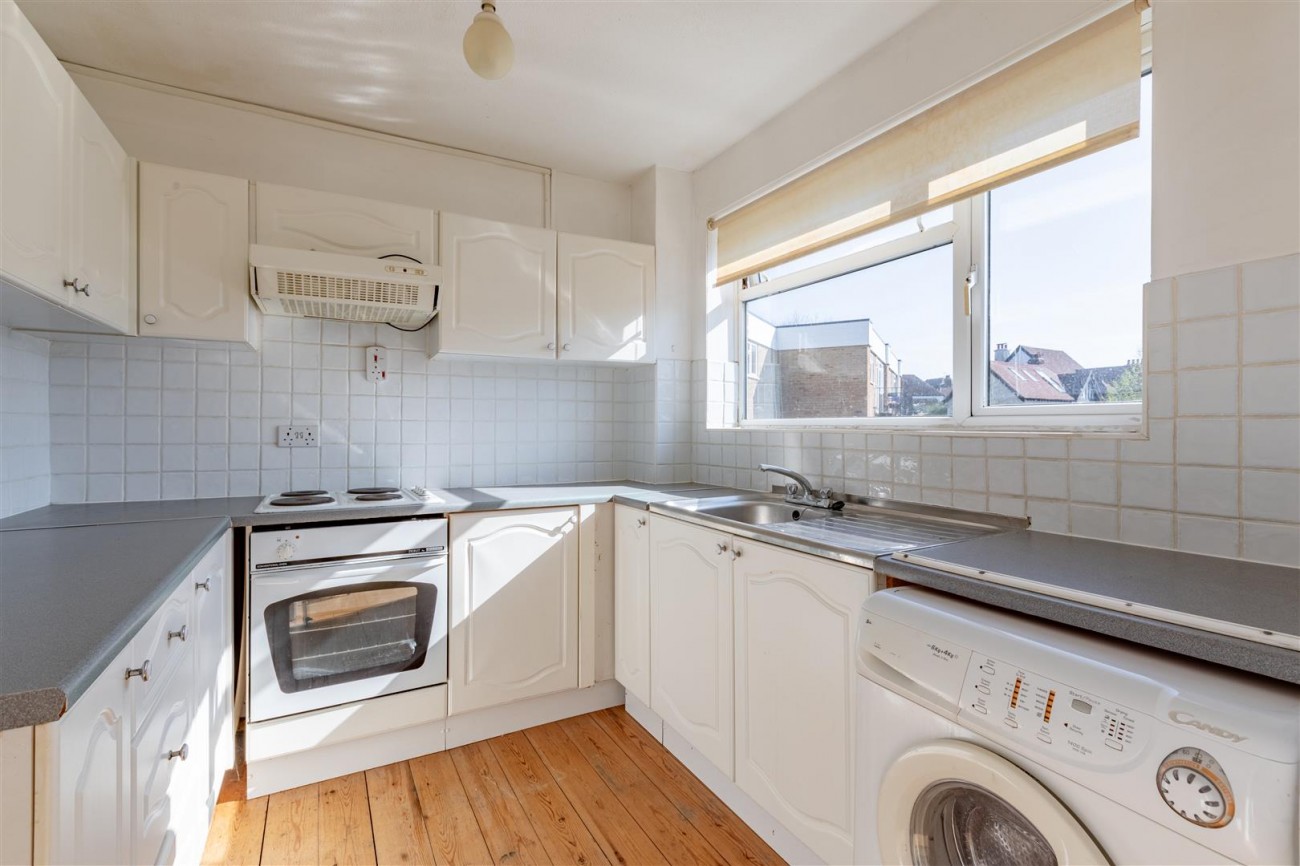 Images for Lyndhurst Road, Hove EAID:lextonsapi BID:4