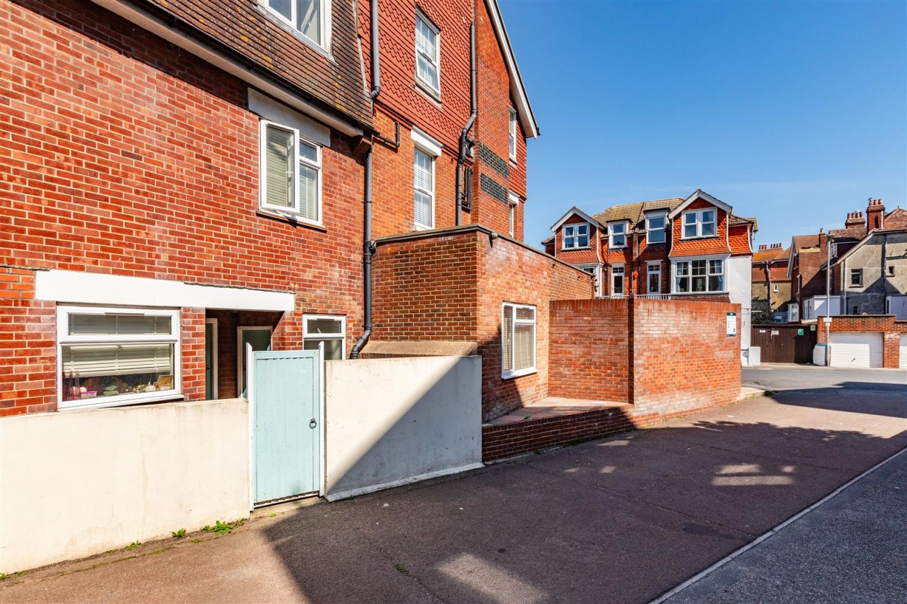 Images for Cambridge Road, Eastbourne EAID:lextonsapi BID:2