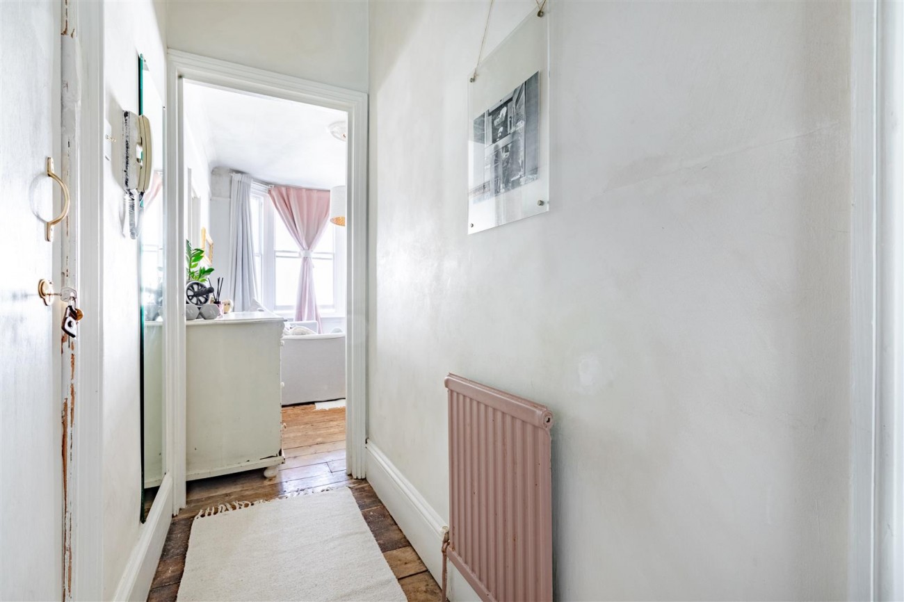 Images for Lansdowne Street, Hove EAID:lextonsapi BID:1