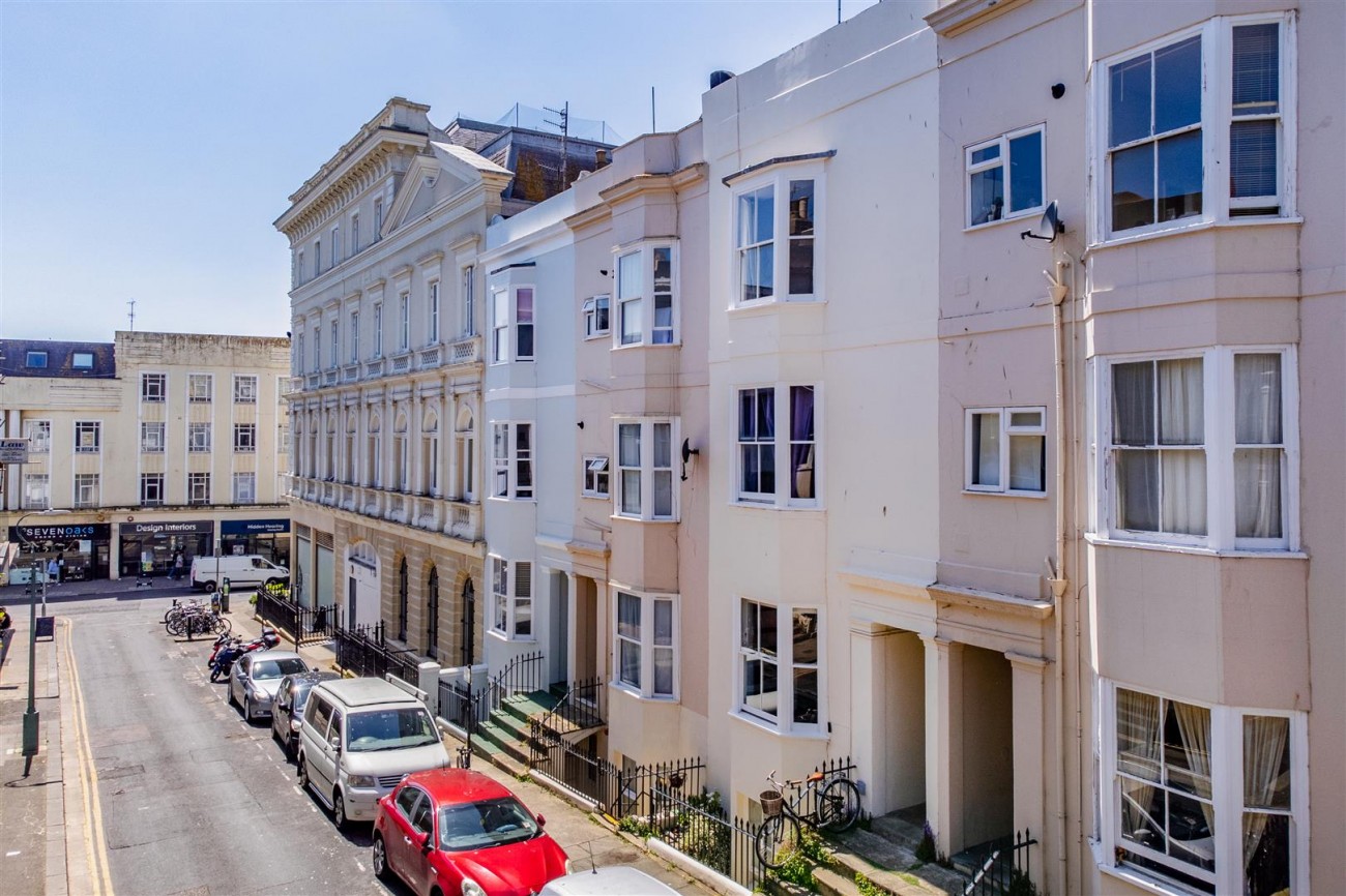 Images for Lansdowne Street, Hove EAID:lextonsapi BID:2