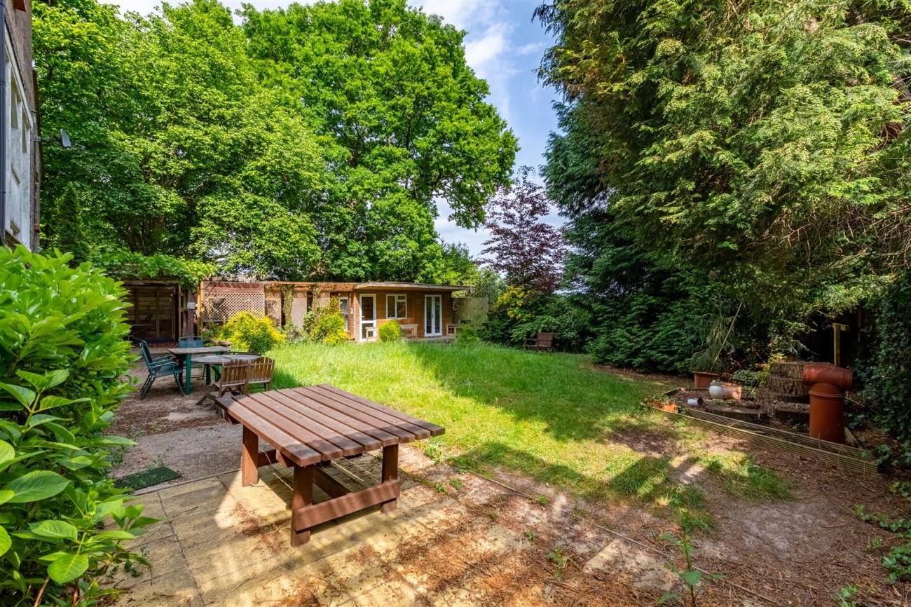 Images for College Lane, East Grinstead EAID:lextonsapi BID:4