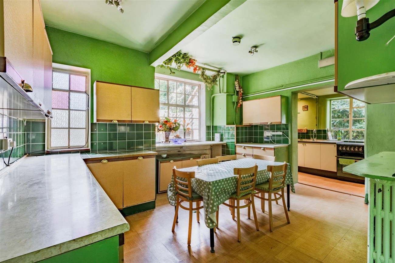 Images for College Lane, East Grinstead EAID:lextonsapi BID:4