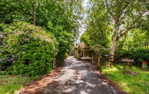 College Lane, East Grinstead - EAID:lextonsapi, BID:4