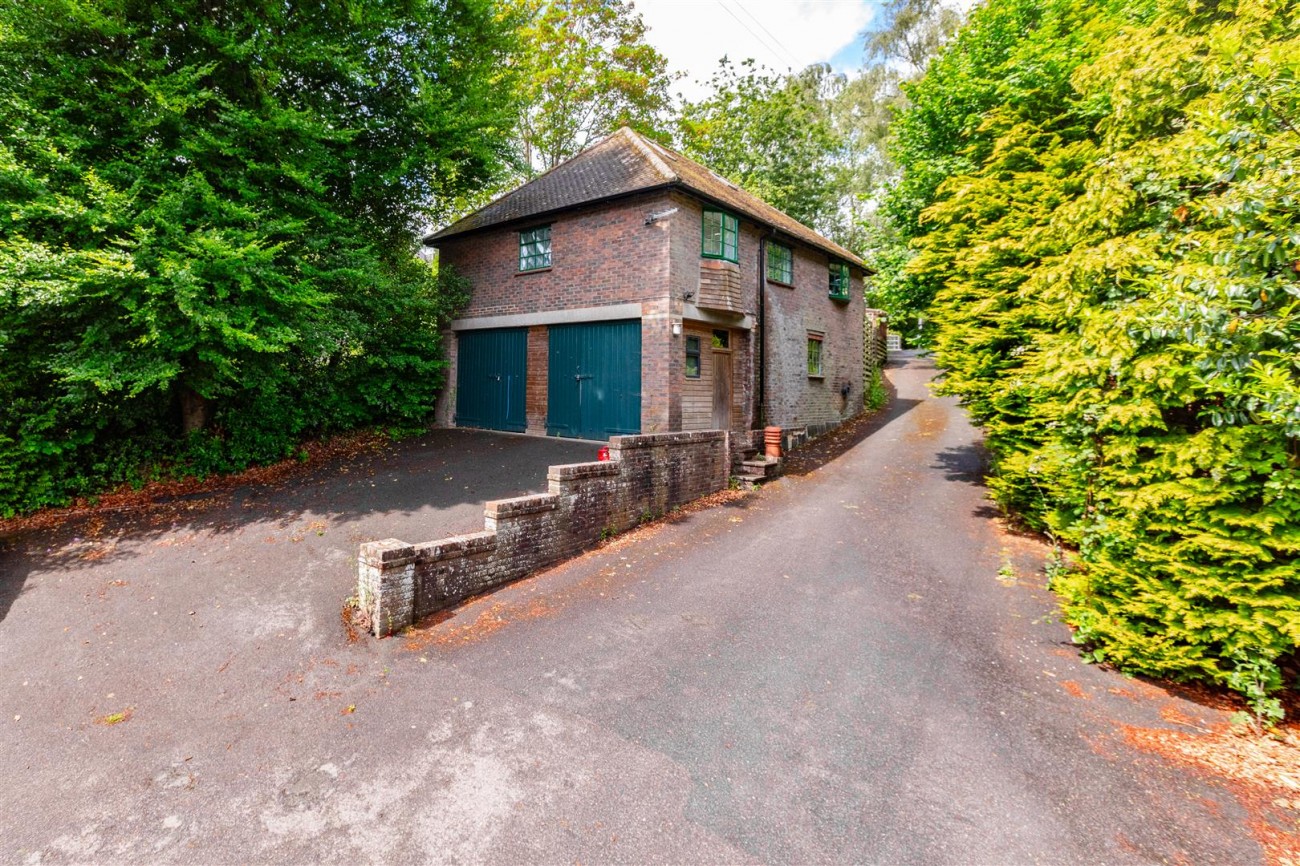 Images for College Lane, East Grinstead EAID:lextonsapi BID:4