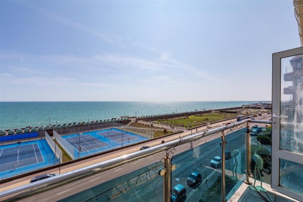Kingsway, Hove
