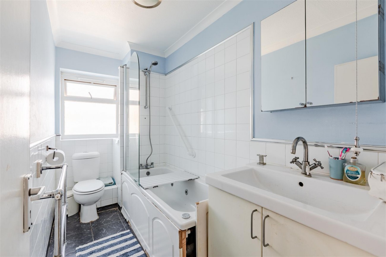 Images for Kingsway, Hove EAID:lextonsapi BID:1