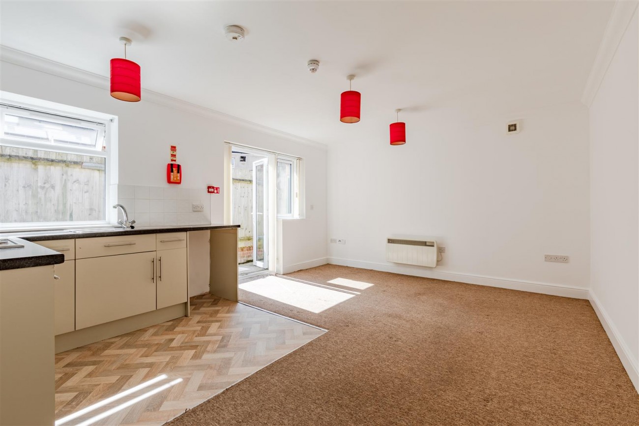 Images for Cambridge Road, Eastbourne EAID:lextonsapi BID:2