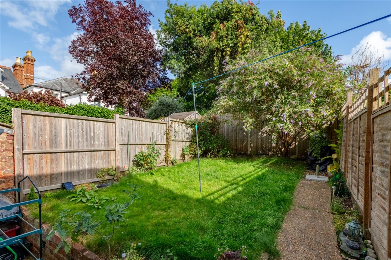 Images for Hart Road, Dorking EAID:lextonsapi BID:4