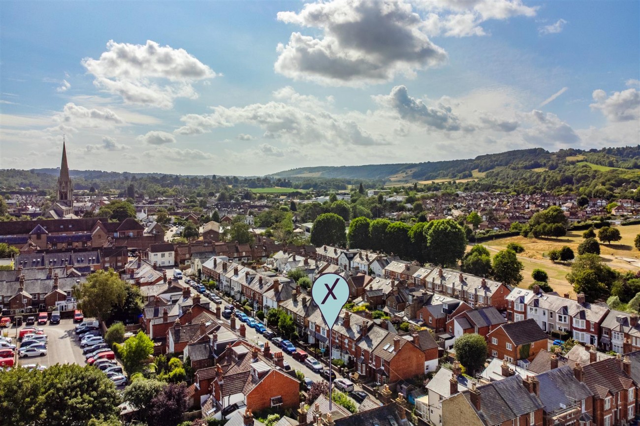 Images for Hart Road, Dorking EAID:lextonsapi BID:4