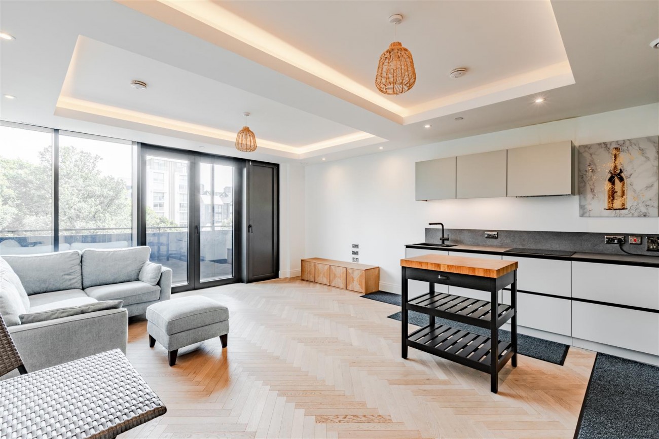 Images for Gloucester Place, Brighton EAID:lextonsapi BID:2
