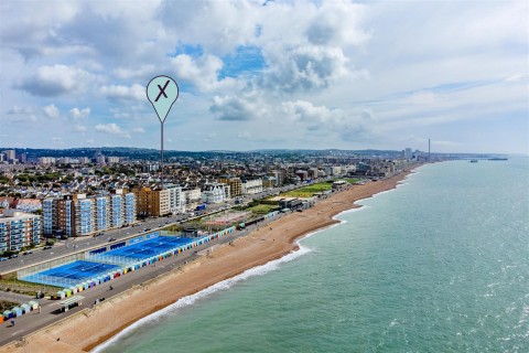 Kingsway, Hove - EAID:lextonsapi, BID:1