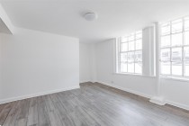 View Seaside, Eastbourne - EAID:lextonsapi, BID:2