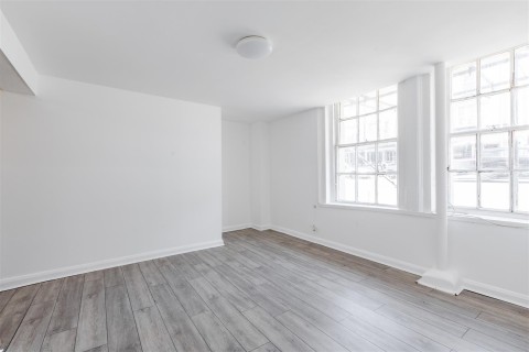 20 Seaside, Eastbourne - EAID:lextonsapi, BID:2