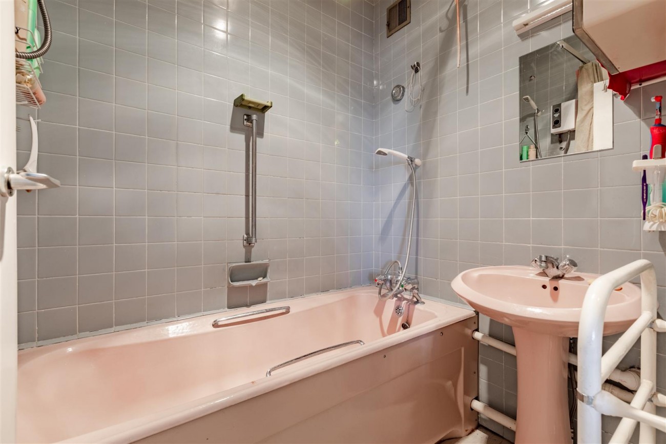 Images for Kingsway, Hove EAID:lextonsapi BID:4