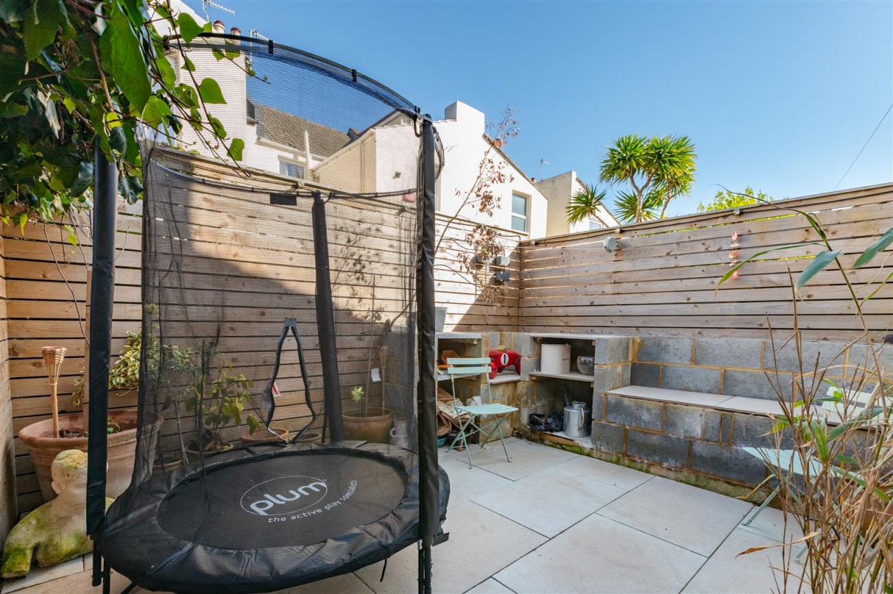 Images for Coleridge Street, Hove EAID:lextonsapi BID:1