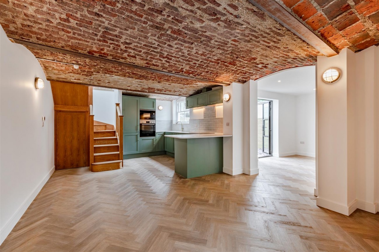 Images for Cambridge Grove, Hove EAID:lextonsapi BID:1