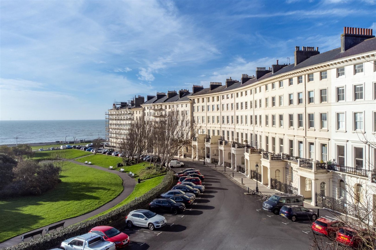 Images for Adelaide Crescent, Hove EAID:lextonsapi BID:1