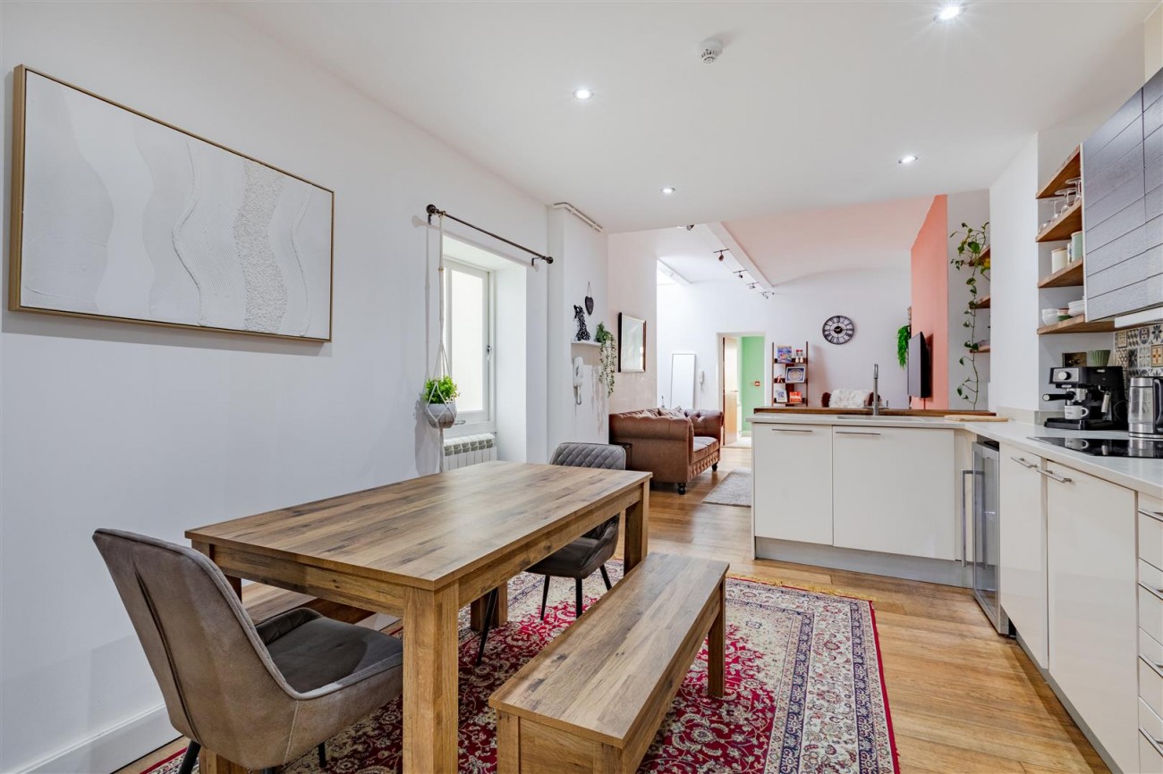 Images for Adelaide Crescent, Hove EAID:lextonsapi BID:1