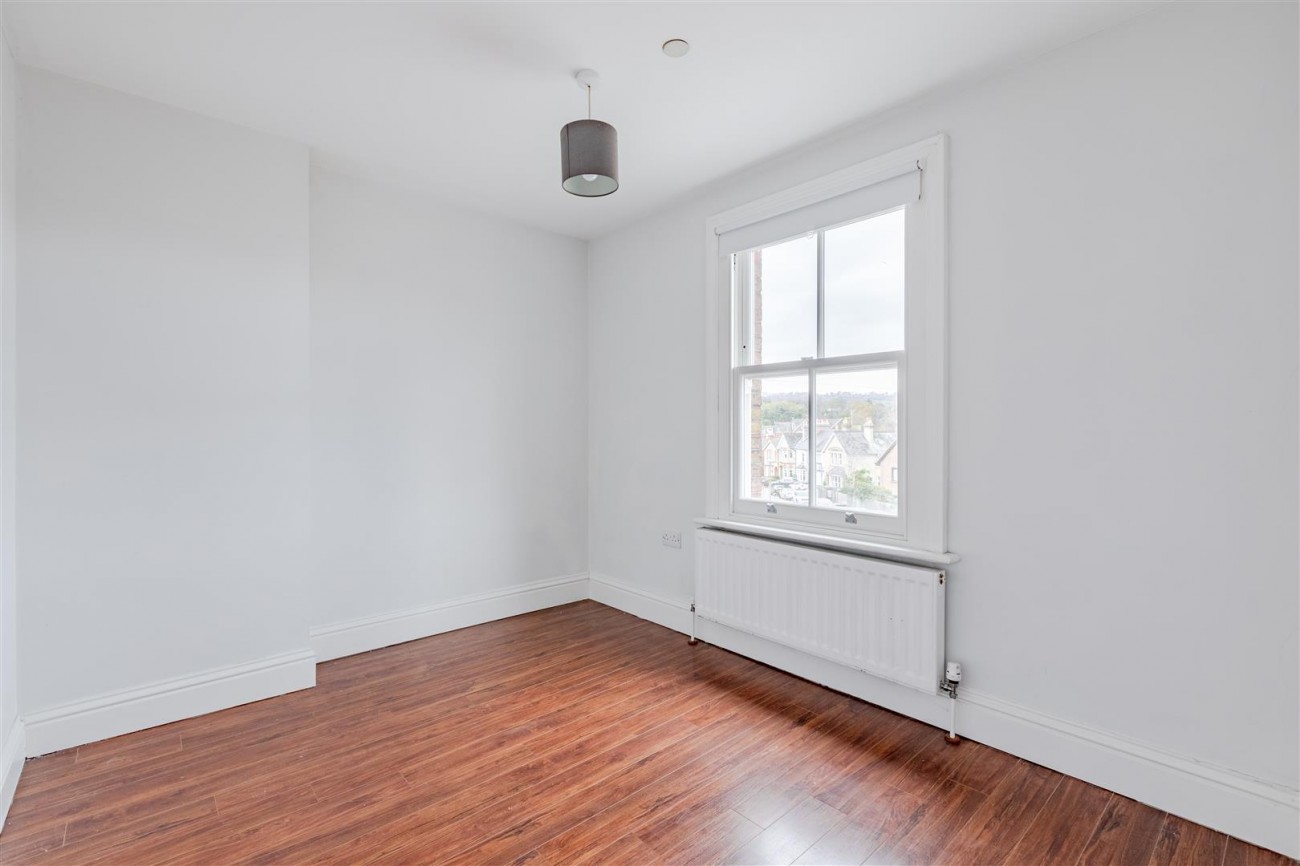 Images for Linkfield Street, Redhill EAID:lextonsapi BID:4