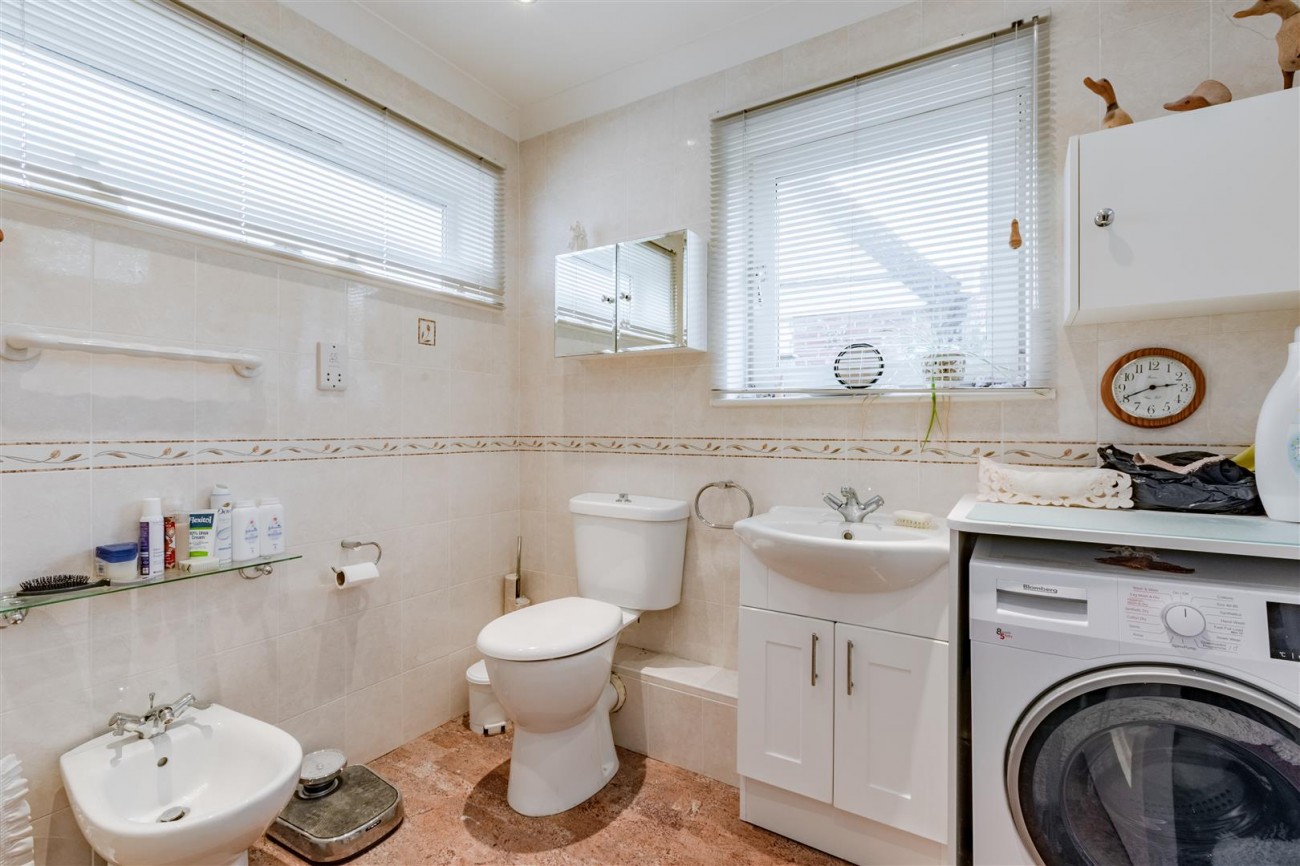 Images for Fallowfield Close, Hove EAID:lextonsapi BID:1